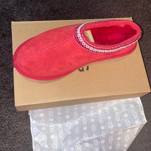 Womens Ugg slippers